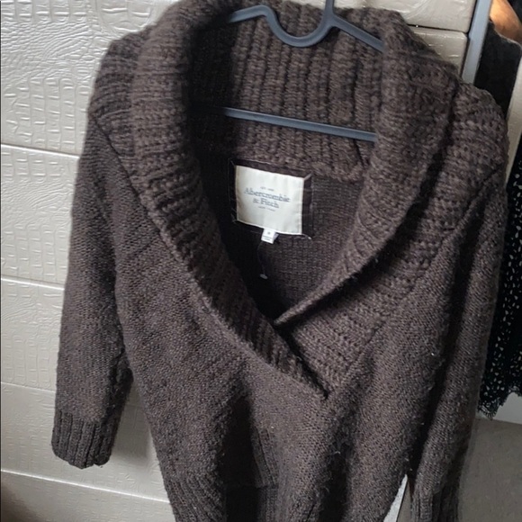 Abercrombie & Fitch Taupe chunky Sweater - Picture 2 of 9